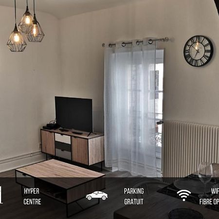 Au Fil De Loire Apartment Blois Bagian luar foto