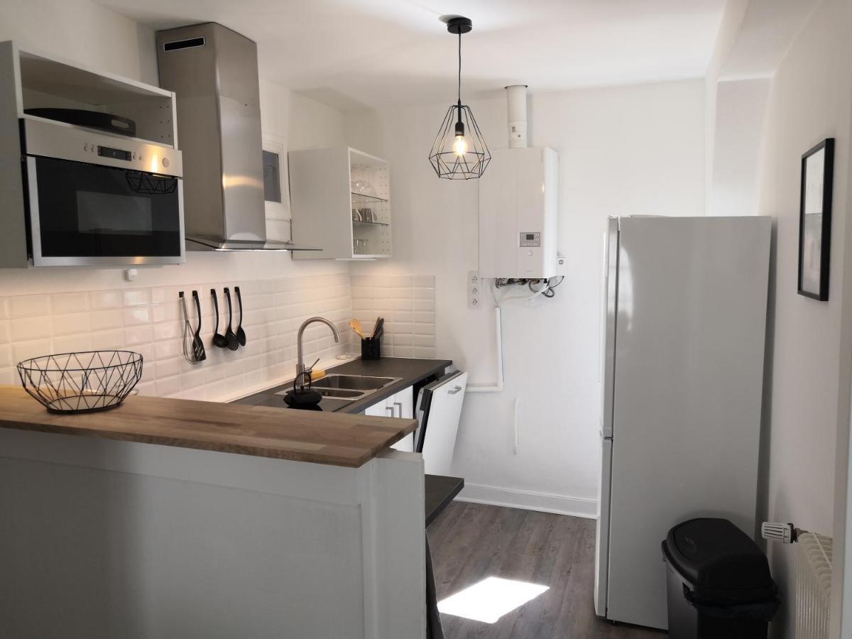 Au Fil De Loire Apartment Blois Bagian luar foto