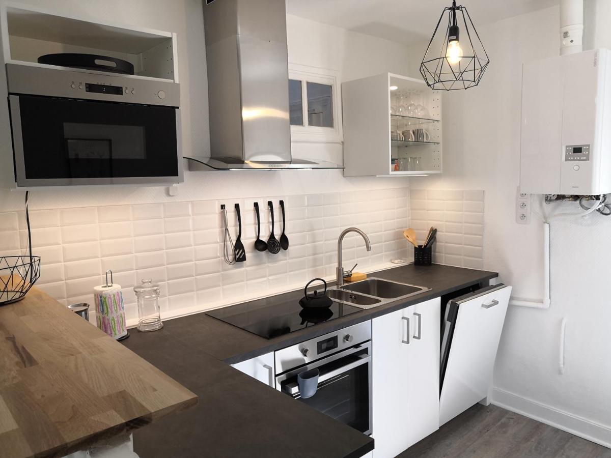 Au Fil De Loire Apartment Blois Bagian luar foto